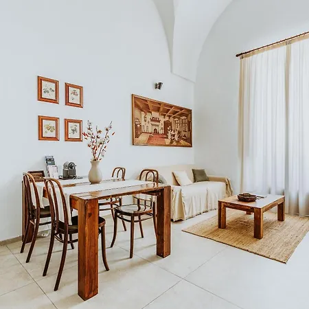 Dimoraletremuse Boutique Homes In Lecce